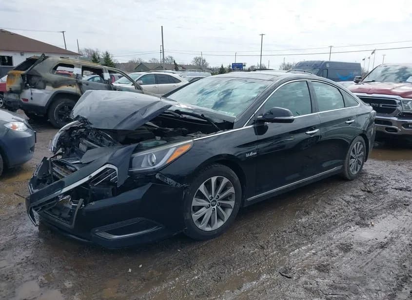 2016 HYUNDAI Sonata Used VIN KMHE34L12GA026365 – odometer reading 2016 HYUNDAI Sonata Used VIN KMHE34L12GA026365 – odometer reading