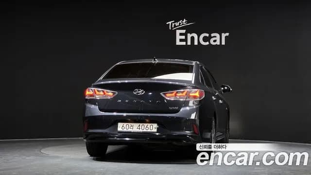 2018 Hyundai Sonata New Rise Hybrid Premium Sold VIN KMHE5413BJA078957 – dashboard 2018 Hyundai Sonata New Rise Hybrid Premium Sold VIN KMHE5413BJA078957 – dashboard