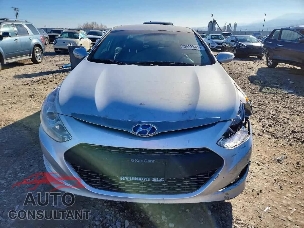 2012 HYUNDAI SONATA Damaged VIN KMHEC4A49CA026208 – interior seats 2012 HYUNDAI SONATA Damaged VIN KMHEC4A49CA026208 – interior seats