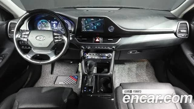 2018 Hyundai Grandeur IG Hybrid Premium Sold VIN KMHF1413BJA023377 – photo 17 2018 Hyundai Grandeur IG Hybrid Premium Sold VIN KMHF1413BJA023377 – photo 17