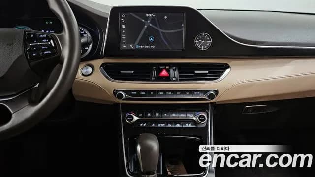 2019 Hyundai Grandeur IG Hybrid Premium Sold VIN KMHF1413BKA046814 – undercarriage 2019 Hyundai Grandeur IG Hybrid Premium Sold VIN KMHF1413BKA046814 – undercarriage