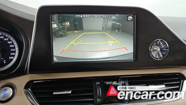 2019 Hyundai Grandeur IG Hybrid Premium Sold VIN KMHF1413BKA046814 – photo 16 2019 Hyundai Grandeur IG Hybrid Premium Sold VIN KMHF1413BKA046814 – photo 16