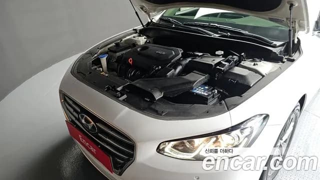 2017 Hyundai Grandeur IG 2.4 Premium Sold VIN KMHF141CBHA006920 – photo 17 2017 Hyundai Grandeur IG 2.4 Premium Sold VIN KMHF141CBHA006920 – photo 17