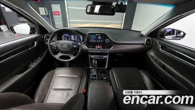 2017 Hyundai Grandeur IG 2.4 Premium Sold VIN KMHF141CBHA032166 – exterior detail 2017 Hyundai Grandeur IG 2.4 Premium Sold VIN KMHF141CBHA032166 – exterior detail
