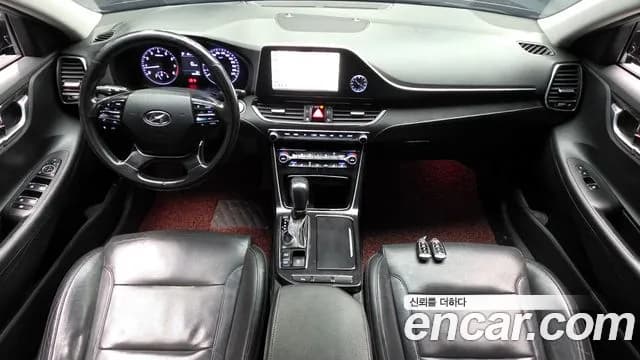 2017 Hyundai Grandeur IG 2.4 Premium Sold VIN KMHF141CBHA039711 – photo 18 2017 Hyundai Grandeur IG 2.4 Premium Sold VIN KMHF141CBHA039711 – photo 18
