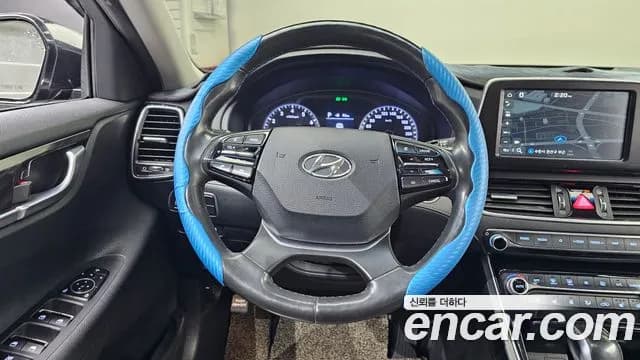 2017 Hyundai Grandeur IG 2.4 Modern Sold VIN KMHF141CBHA041189 – photo 19 2017 Hyundai Grandeur IG 2.4 Modern Sold VIN KMHF141CBHA041189 – photo 19