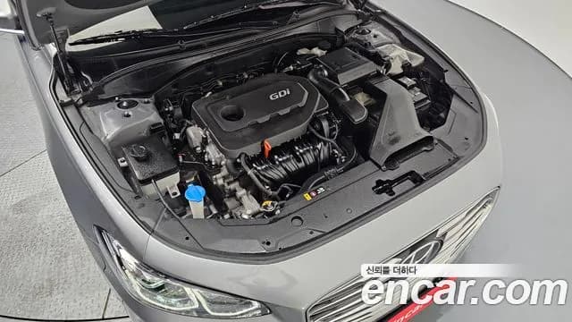 2017 Hyundai Grandeur IG 2.4 Premium Sold VIN KMHF141CBHA043157 – exterior detail 2017 Hyundai Grandeur IG 2.4 Premium Sold VIN KMHF141CBHA043157 – exterior detail