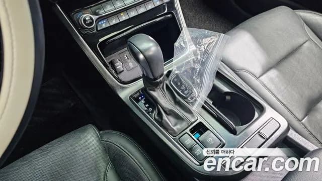 2017 Hyundai Grandeur IG 2.4 Premium Sold VIN KMHF141CBHA043157 – odometer reading 2017 Hyundai Grandeur IG 2.4 Premium Sold VIN KMHF141CBHA043157 – odometer reading
