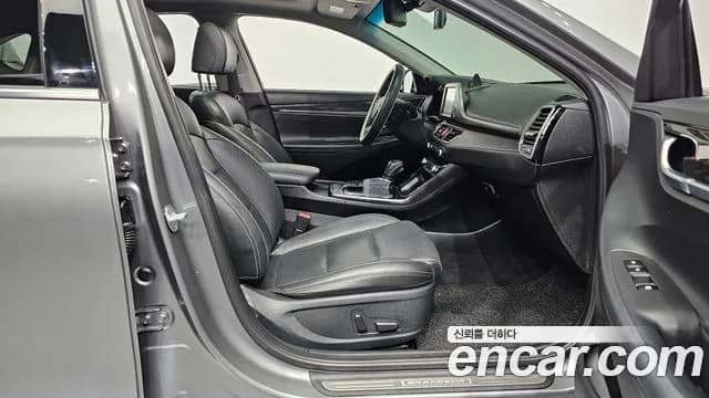 2017 Hyundai Grandeur IG 2.4 Premium Sold VIN KMHF141CBHA043157 – photo 19 2017 Hyundai Grandeur IG 2.4 Premium Sold VIN KMHF141CBHA043157 – photo 19