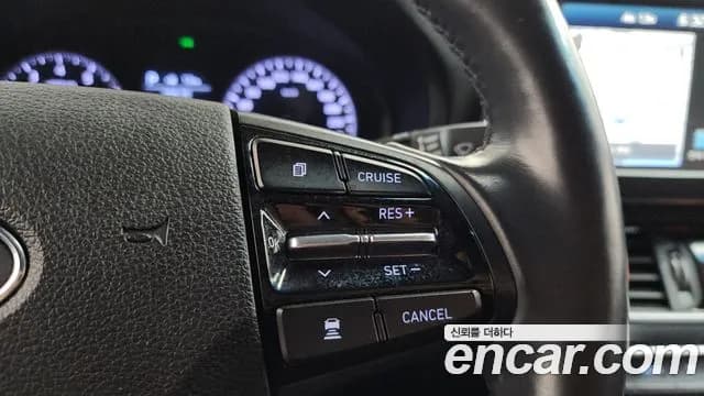 2018 Hyundai Grandeur IG 2.4 Premium Sold VIN KMHF141CBJA044844 – photo 15 2018 Hyundai Grandeur IG 2.4 Premium Sold VIN KMHF141CBJA044844 – photo 15