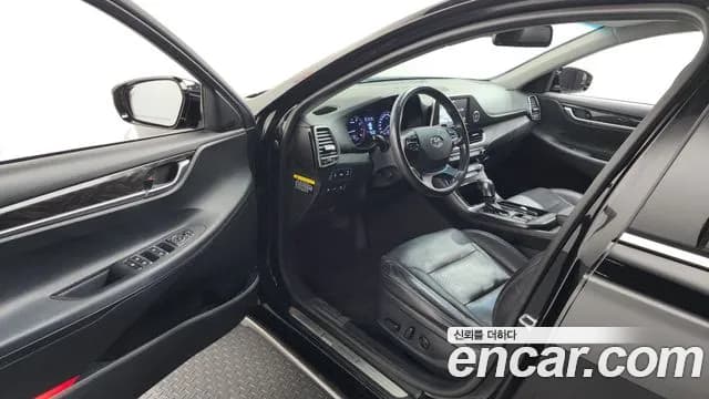 2018 Hyundai Grandeur IG 2.4 Premium Sold VIN KMHF141CBJA044844 – photo 19 2018 Hyundai Grandeur IG 2.4 Premium Sold VIN KMHF141CBJA044844 – photo 19