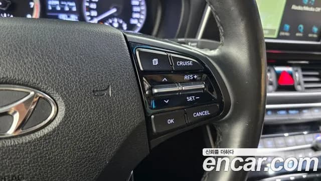 2018 Hyundai Grandeur IG 2.4 Premium Sold VIN KMHF141CBJA046009 – photo 15 2018 Hyundai Grandeur IG 2.4 Premium Sold VIN KMHF141CBJA046009 – photo 15