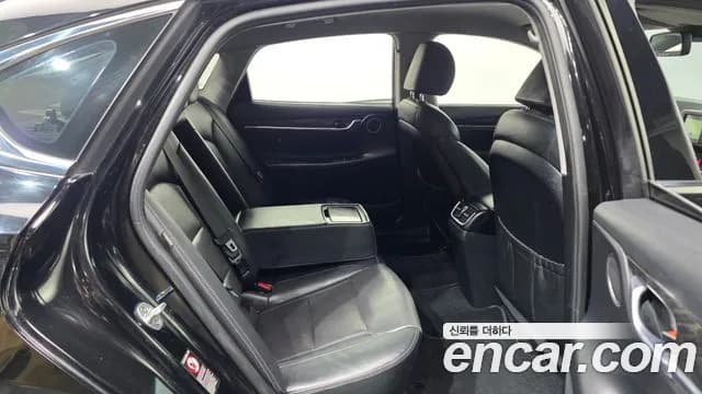 2018 Hyundai Grandeur IG 2.4 Premium Sold VIN KMHF141CBJA046009 – photo 18 2018 Hyundai Grandeur IG 2.4 Premium Sold VIN KMHF141CBJA046009 – photo 18
