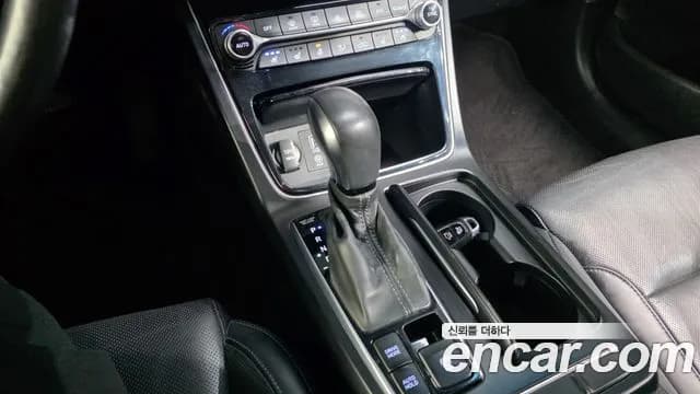 2018 Hyundai Grandeur IG 2.4 Premium Sold VIN KMHF141CBJA046009 – photo 24 2018 Hyundai Grandeur IG 2.4 Premium Sold VIN KMHF141CBJA046009 – photo 24