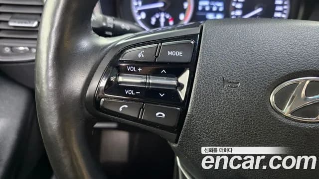 2018 Hyundai Grandeur IG 2.4 Premium Sold VIN KMHF141CBJA046009 – photo 34 2018 Hyundai Grandeur IG 2.4 Premium Sold VIN KMHF141CBJA046009 – photo 34