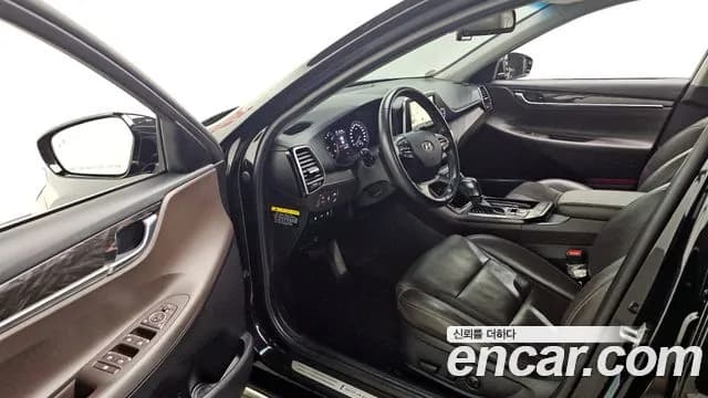 2018 Hyundai Grandeur IG 2.4 Premium Sold VIN KMHF141CBJA049085 – trunk area 2018 Hyundai Grandeur IG 2.4 Premium Sold VIN KMHF141CBJA049085 – trunk area
