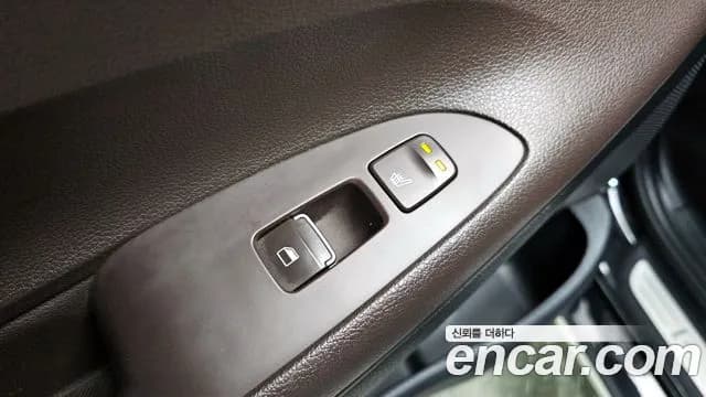 2018 Hyundai Grandeur IG 2.4 Premium Sold VIN KMHF141CBJA049085 – photo 17 2018 Hyundai Grandeur IG 2.4 Premium Sold VIN KMHF141CBJA049085 – photo 17