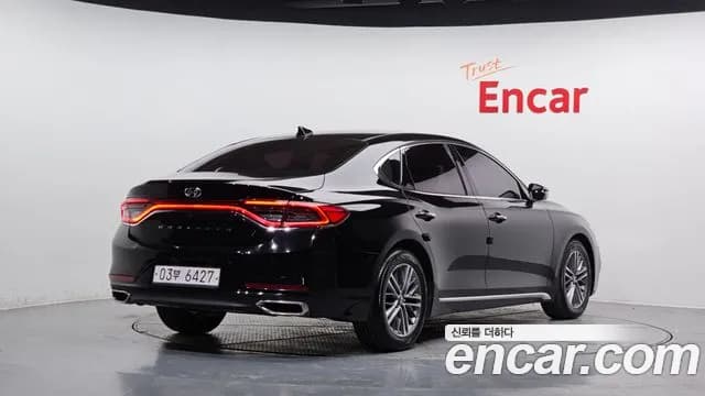 2018 Hyundai Grandeur IG 2.4 Premium Sold VIN KMHF141CBJA049928 – side profile 2018 Hyundai Grandeur IG 2.4 Premium Sold VIN KMHF141CBJA049928 – side profile