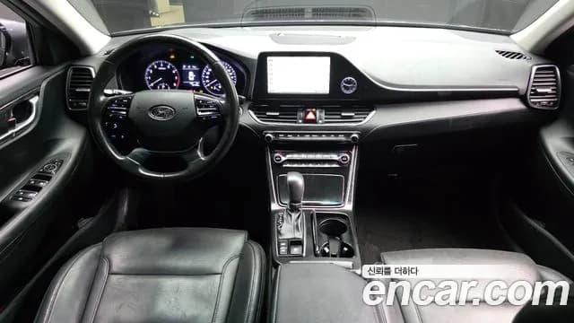 2018 Hyundai Grandeur IG 2.4 Premium Sold VIN KMHF141CBJA063173 – dashboard 2018 Hyundai Grandeur IG 2.4 Premium Sold VIN KMHF141CBJA063173 – dashboard