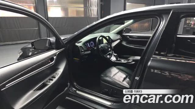2018 Hyundai Grandeur IG 2.4 Premium Sold VIN KMHF141CBJA063173 – exterior detail 2018 Hyundai Grandeur IG 2.4 Premium Sold VIN KMHF141CBJA063173 – exterior detail
