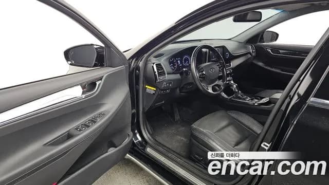 2018 Hyundai Grandeur IG 2.4 Premium Sold VIN KMHF141CBJA083629 – dashboard 2018 Hyundai Grandeur IG 2.4 Premium Sold VIN KMHF141CBJA083629 – dashboard