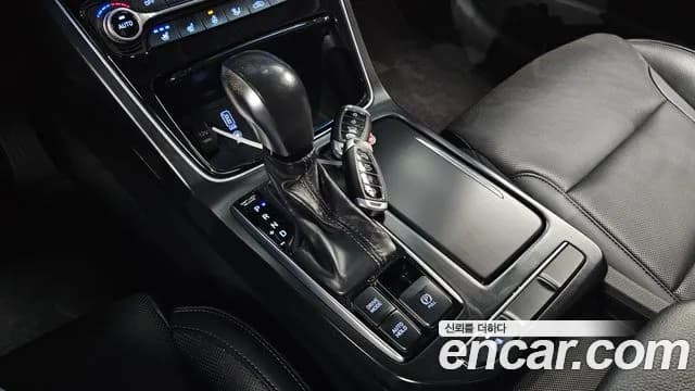 2018 Hyundai Grandeur IG 2.4 Premium Sold VIN KMHF141CBJA083629 – engine bay 2018 Hyundai Grandeur IG 2.4 Premium Sold VIN KMHF141CBJA083629 – engine bay