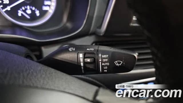 2018 Hyundai Grandeur IG 2.4 Premium Sold VIN KMHF141CBJA083629 – photo 11 2018 Hyundai Grandeur IG 2.4 Premium Sold VIN KMHF141CBJA083629 – photo 11