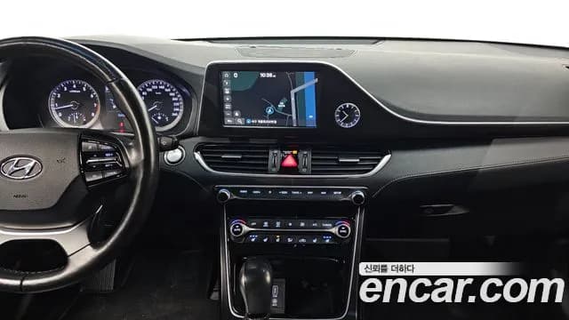 2018 Hyundai Grandeur IG 2.4 Premium Sold VIN KMHF141CBJA083629 – photo 12 2018 Hyundai Grandeur IG 2.4 Premium Sold VIN KMHF141CBJA083629 – photo 12