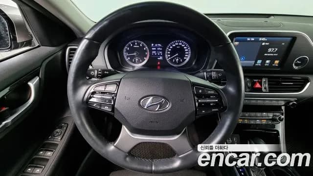 2018 Hyundai Grandeur IG 2.4 Premium Sold VIN KMHF141CBJA088640 – photo 12 2018 Hyundai Grandeur IG 2.4 Premium Sold VIN KMHF141CBJA088640 – photo 12