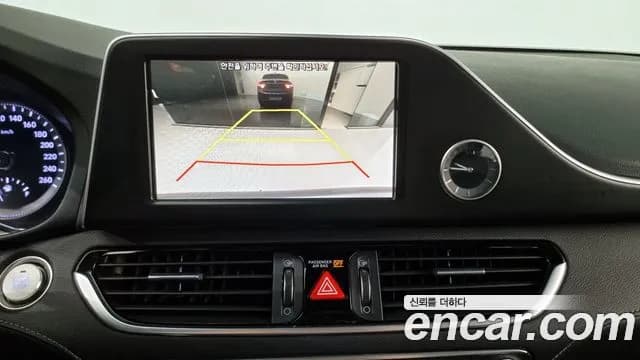 2018 Hyundai Grandeur IG 2.4 Premium Sold VIN KMHF141CBJA088640 – photo 16 2018 Hyundai Grandeur IG 2.4 Premium Sold VIN KMHF141CBJA088640 – photo 16