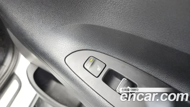 2018 Hyundai Grandeur IG 2.4 Premium Sold VIN KMHF141CBJA095771 – trunk area 2018 Hyundai Grandeur IG 2.4 Premium Sold VIN KMHF141CBJA095771 – trunk area