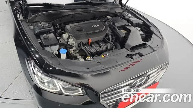 2018 Hyundai Grandeur IG 2.4 Premium Sold VIN KMHF141CBJA096380 – photo 18 2018 Hyundai Grandeur IG 2.4 Premium Sold VIN KMHF141CBJA096380 – photo 18