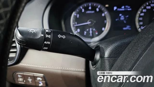 2018 Hyundai Grandeur IG 2.4 Premium Sold VIN KMHF141CBJA097117 – photo 15 2018 Hyundai Grandeur IG 2.4 Premium Sold VIN KMHF141CBJA097117 – photo 15