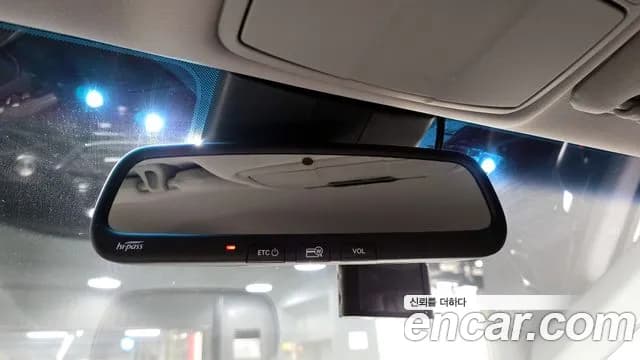 2018 Hyundai Grandeur IG 2.4 Premium Sold VIN KMHF141CBJA112320 – photo 18 2018 Hyundai Grandeur IG 2.4 Premium Sold VIN KMHF141CBJA112320 – photo 18