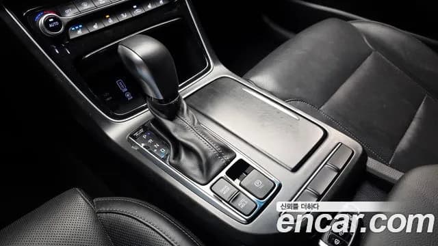 2018 Hyundai Grandeur IG 2.4 Premium Sold VIN KMHF141CBJA112320 – photo 26 2018 Hyundai Grandeur IG 2.4 Premium Sold VIN KMHF141CBJA112320 – photo 26