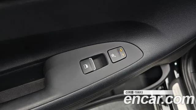 2018 Hyundai Grandeur IG 2.4 Premium Sold VIN KMHF141CBJA121710 – undercarriage 2018 Hyundai Grandeur IG 2.4 Premium Sold VIN KMHF141CBJA121710 – undercarriage