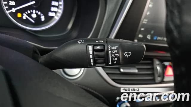 2018 Hyundai Grandeur IG 2.4 Premium Sold VIN KMHF141CBJA121710 – photo 15 2018 Hyundai Grandeur IG 2.4 Premium Sold VIN KMHF141CBJA121710 – photo 15