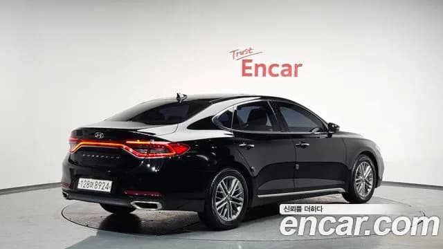 2018 Hyundai Grandeur IG 2.4 Premium Sold VIN KMHF141CBJA121710 – photo 19 2018 Hyundai Grandeur IG 2.4 Premium Sold VIN KMHF141CBJA121710 – photo 19