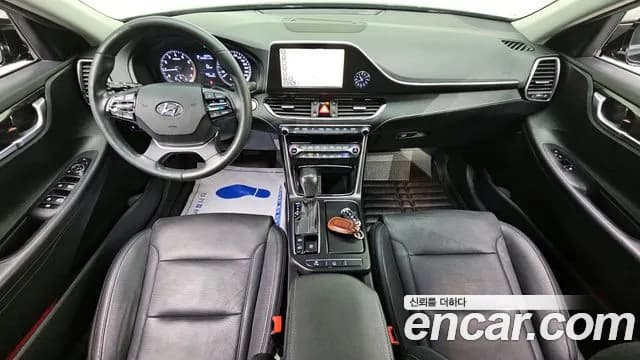 2018 Hyundai Grandeur IG 2.4 Premium Sold VIN KMHF141CBJA124729 – engine bay 2018 Hyundai Grandeur IG 2.4 Premium Sold VIN KMHF141CBJA124729 – engine bay