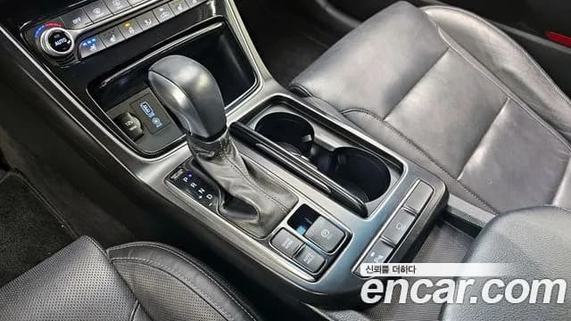 2018 Hyundai Grandeur IG 2.4 Premium Sold VIN KMHF141CBJA124918 – engine bay 2018 Hyundai Grandeur IG 2.4 Premium Sold VIN KMHF141CBJA124918 – engine bay