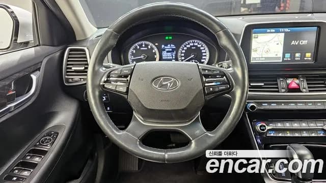 2018 Hyundai Grandeur IG 2.4 Premium Sold VIN KMHF141CBJA124918 – photo 18 2018 Hyundai Grandeur IG 2.4 Premium Sold VIN KMHF141CBJA124918 – photo 18
