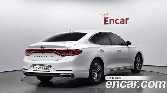 2018 Hyundai Grandeur IG 2.4 Modern Sold VIN KMHF141CBJA129894 – rear exterior 2018 Hyundai Grandeur IG 2.4 Modern Sold VIN KMHF141CBJA129894 – rear exterior