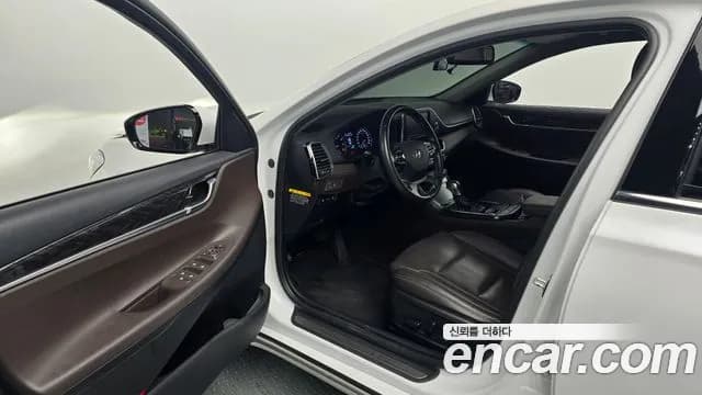 2018 Hyundai Grandeur IG 2.4 Modern Sold VIN KMHF141CBJA129894 – dashboard 2018 Hyundai Grandeur IG 2.4 Modern Sold VIN KMHF141CBJA129894 – dashboard