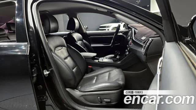 2018 Hyundai Grandeur IG 2.4 Premium Sold VIN KMHF141CBJA145359 – photo 15 2018 Hyundai Grandeur IG 2.4 Premium Sold VIN KMHF141CBJA145359 – photo 15