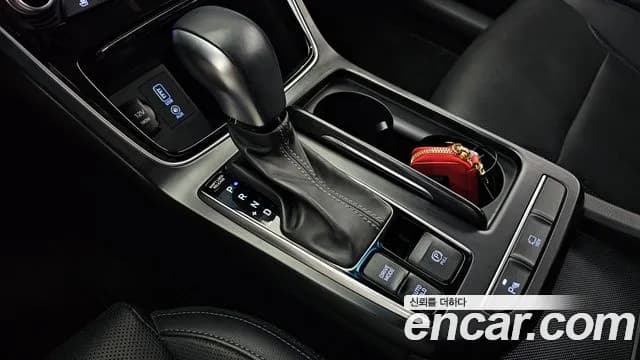2018 Hyundai Grandeur IG 2.4 Premium Sold VIN KMHF141CBJA156724 – photo 12 2018 Hyundai Grandeur IG 2.4 Premium Sold VIN KMHF141CBJA156724 – photo 12