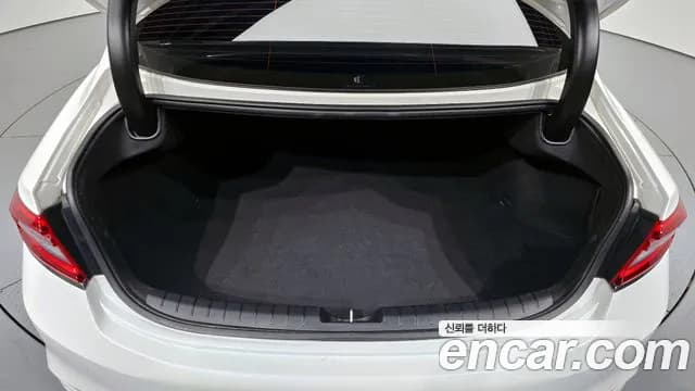 2018 Hyundai Grandeur IG 2.4 Premium Sold VIN KMHF141CBJA156724 – photo 14 2018 Hyundai Grandeur IG 2.4 Premium Sold VIN KMHF141CBJA156724 – photo 14