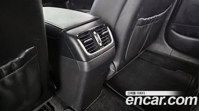 2018 Hyundai Grandeur IG 2.4 Premium Sold VIN KMHF141CBJA156724 – photo 26 2018 Hyundai Grandeur IG 2.4 Premium Sold VIN KMHF141CBJA156724 – photo 26