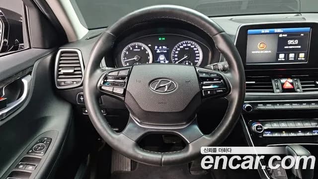 2018 Hyundai Grandeur IG 2.4 Premium Sold VIN KMHF141CBJA161121 – photo 17 2018 Hyundai Grandeur IG 2.4 Premium Sold VIN KMHF141CBJA161121 – photo 17