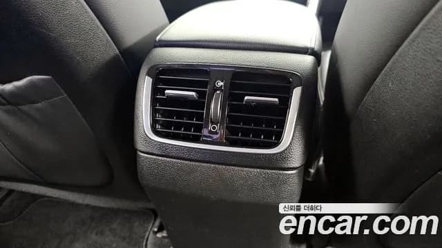 2018 Hyundai Grandeur IG 2.4 Premium Sold VIN KMHF141CBJA165230 – photo 11 2018 Hyundai Grandeur IG 2.4 Premium Sold VIN KMHF141CBJA165230 – photo 11