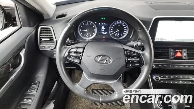 2018 Hyundai Grandeur IG 2.4 Premium Sold VIN KMHF141CBJA167137 – dashboard 2018 Hyundai Grandeur IG 2.4 Premium Sold VIN KMHF141CBJA167137 – dashboard